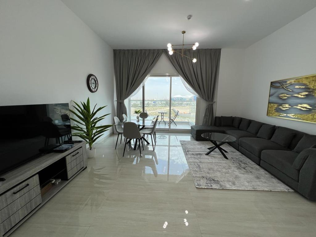 Zubaida Residency - Majan Appartement